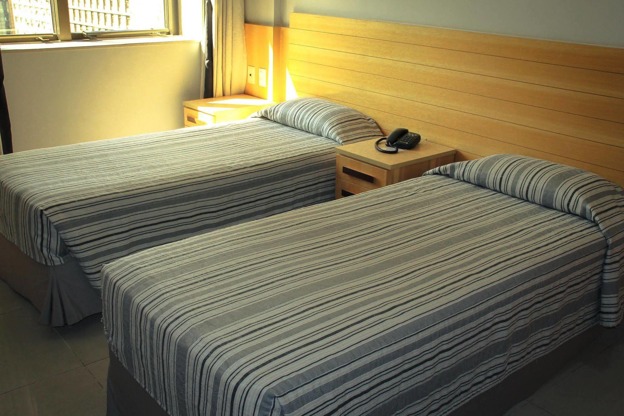 Hotel Atlantico Tower Rio de Janeiro Buitenkant foto Two single beds in a hotel room